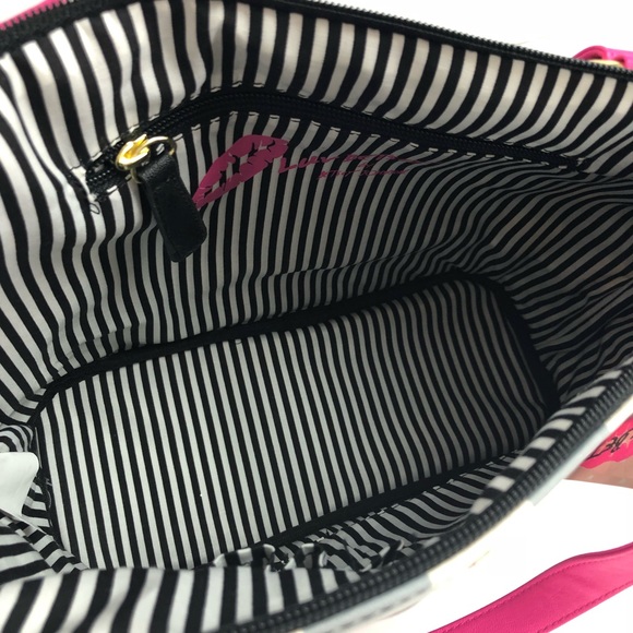 Betsey Johnson Tote Bag NWT Plaid LBAMOR Satchel - Picture 6 of 6